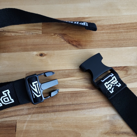 Pink Victorias Secret Fanny Pack Adjustable Sequins Colorful - Picture 5 of 13